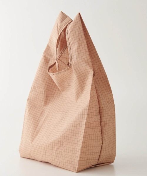 392 plusm(サンキューニプリュスエム)の「Square Bag S - check - 731714(エコバッグ/サブバッグ・レディース・ベージュ/オフホワイト/イエロー/グリーン・ONE SIZE)」の9枚目の写真