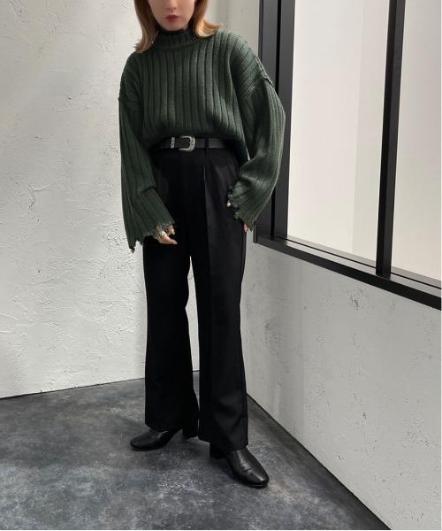 apres jour mignon（アプレジュールミニョン）の「モックネックダメージニット【ZOZOTOWN限定アイテム】（ニット/セーター・レディース・ブラック/ダークグリーン/アイボリー/ダークブルー・X-LARGE/フリー）」の18枚目の写真