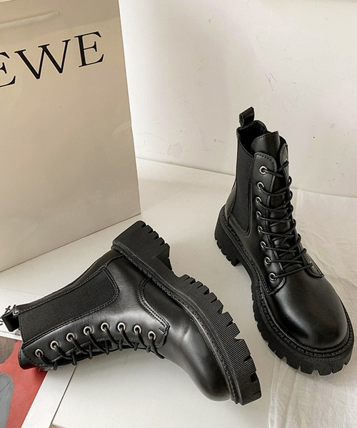 【極美品】ダイアナ サイドゴアブーツ 厚底トラックソール レザー ブラック ANOTHER S（アナザーエス）の「トラックソールレイスアップサイドゴア