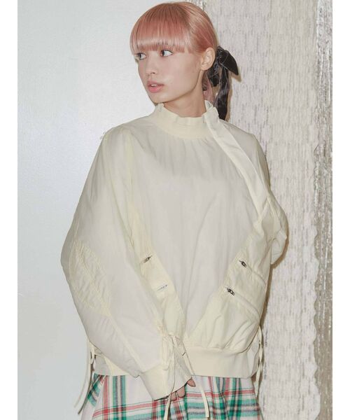 merry jenny（メリージェニー）の「ナイロンキルトプルオーバー（Tシャツ/カットソー・レディース・オフホワイト/ブラック/カーキ・FREE）」の4枚目の写真