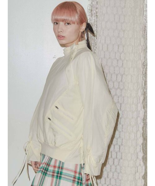 merry jenny（メリージェニー）の「ナイロンキルトプルオーバー（Tシャツ/カットソー・レディース・オフホワイト/ブラック/カーキ・FREE）」の9枚目の写真