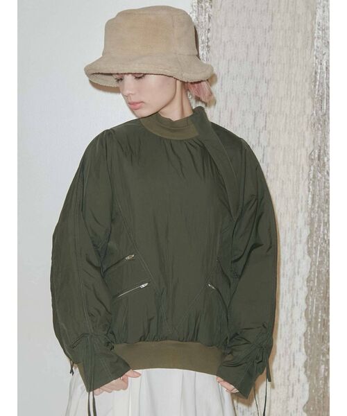 merry jenny（メリージェニー）の「ナイロンキルトプルオーバー（Tシャツ/カットソー・レディース・オフホワイト/ブラック/カーキ・FREE）」の6枚目の写真