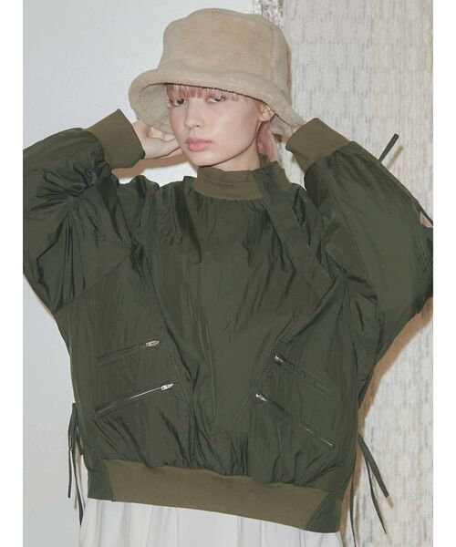 merry jenny（メリージェニー）の「ナイロンキルトプルオーバー（Tシャツ/カットソー・レディース・オフホワイト/ブラック/カーキ・FREE）」の11枚目の写真