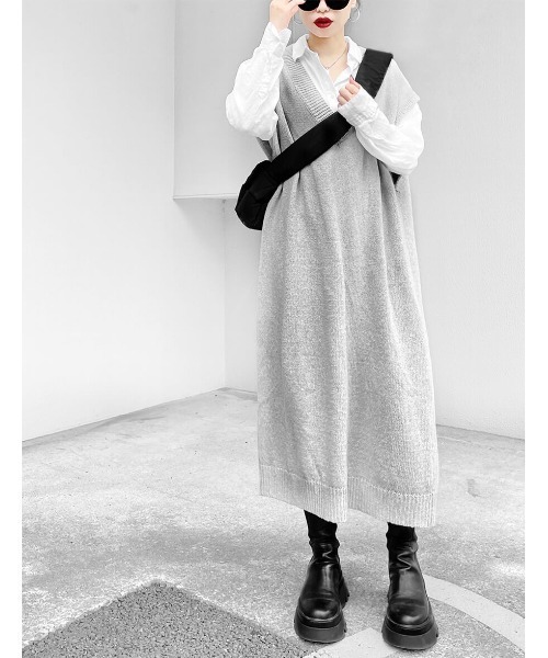 LVEU.(ラブユ.)の「Sleeveless V-neck knit long one-piece / スリーブレスVネックニットロングワンピース(Ai select)(ワンピース・レディース・グレー・FREE)」の10枚目の写真