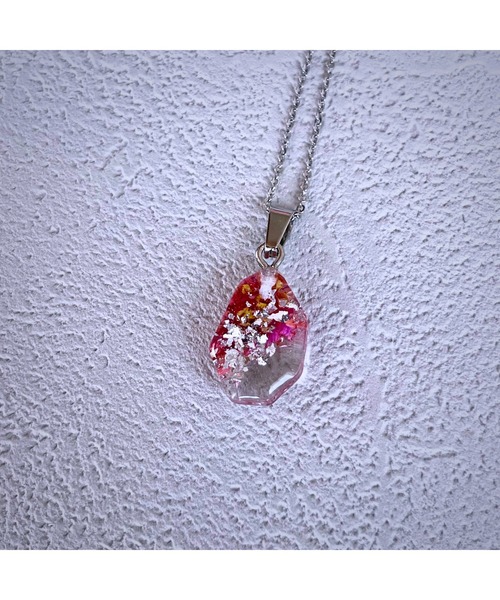 tone(トーン)の「【Willija】《花景》フラワーネックレス(MA)(ネックレス・レディース・ホワイト/パープル/ブルー/レッド/バイオレット/オレンジ/グリーン/アクア/ブラック/ライム/ローズ/ロイヤルブルー/グリーン系2/イエロー/レッド系2/イエロー系3/イエロー系4/ブルー系2/イエロー系2/イエロー系5/ブルー系3・FREE)」の20枚目の写真