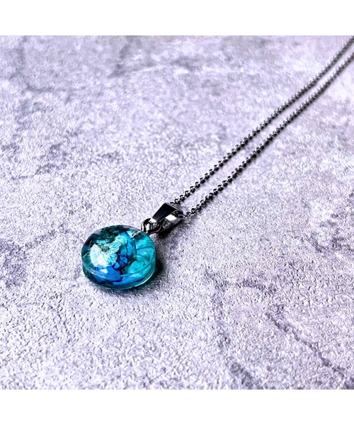 tone(トーン)の「【Willija】《花景》フラワーネックレス(MA)(ネックレス・レディース・ホワイト/パープル/ブルー/レッド/バイオレット/オレンジ/グリーン/アクア/ブラック/ライム/ローズ/ロイヤルブルー/グリーン系2/イエロー/レッド系2/イエロー系3/イエロー系4/ブルー系2/イエロー系2/イエロー系5/ブルー系3・FREE)」の9枚目の写真