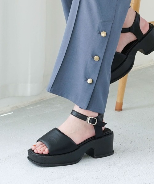 archives(アルシーヴ)の「チャンキーサンダル(サンダル・レディース・ブラック/アイボリー/ミント・MEDIUM/LARGE)」の12枚目の写真