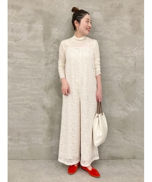 BEARDSLEY（ビアズリー）の「オーガニックコットン 日本製レース レースサロペット（サロペット/オーバーオール・レディース・アイボリー/ネイビー・FREE）」の20枚目の写真