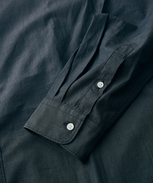 JOURNAL STANDARD relume(ジャーナルスタンダード レリューム)の「END ON END COTTON バンドカラーシャツ(シャツ/ブラウス・メンズ・ブラック/ベージュ/サックスブルー/グリーン・MEDIUM/LARGE)」の7枚目の写真