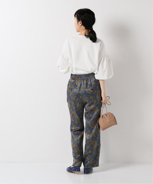 IENA(イエナ)の「フラワーペイズリーサテンイージーパンツ(その他パンツ・レディース・ネイビー/ピンク・38/36)」の4枚目の写真
