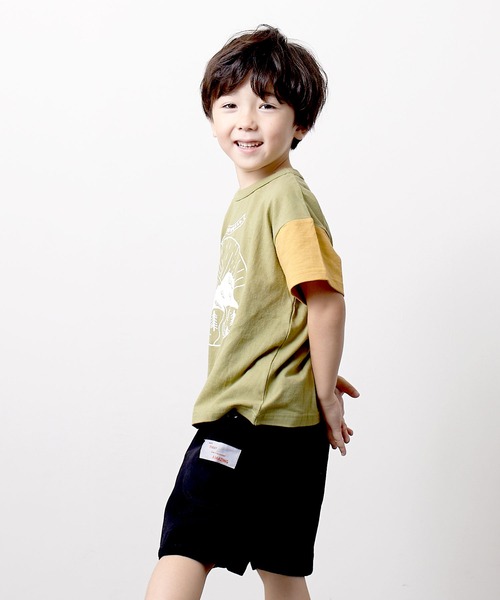 DILASH（ディラッシュ）の「袖バイカラーイラスト半袖Tシャツ（Tシャツ/カットソー・キッズ・グレー/カーキ・140/130/120/100/90/80/110）」の4枚目の写真