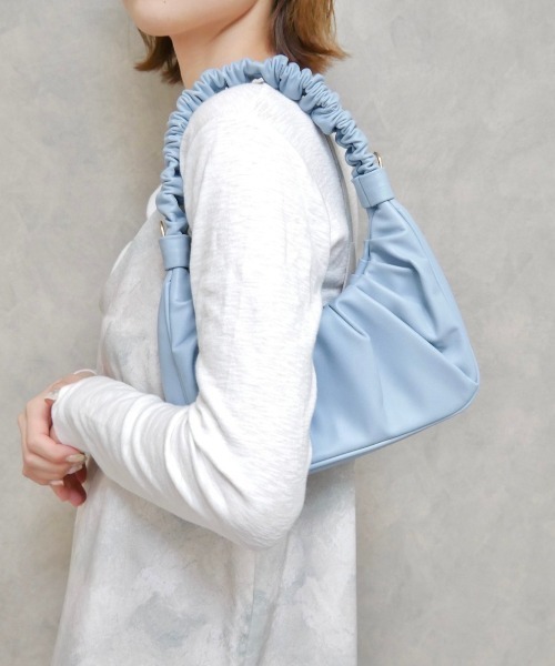 Reurie'（レウリィ）の「ギャザーハンドルバッグ（ハンドバッグ・レディース・ブルー・FREE）」の3枚目の写真