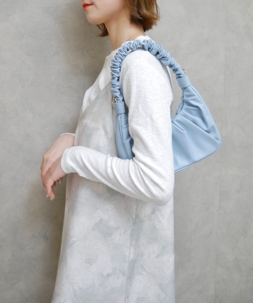Reurie'（レウリィ）の「ギャザーハンドルバッグ（ハンドバッグ・レディース・ブルー・FREE）」の8枚目の写真