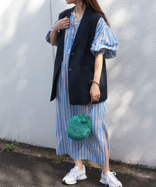 fredy emue(フレディエミュ)の「テーラードジレベスト(ベスト・レディース・ネイビー/ベージュ・38)」の4枚目の写真