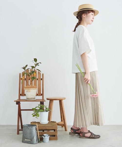 chambre de charme(シャンブルドゥシャーム)の「●cdc 30/2 度詰天竺 おさんぽTシャツ(Tシャツ/カットソー・レディース・キナリ/チャコールグレー・FREE)」の5枚目の写真