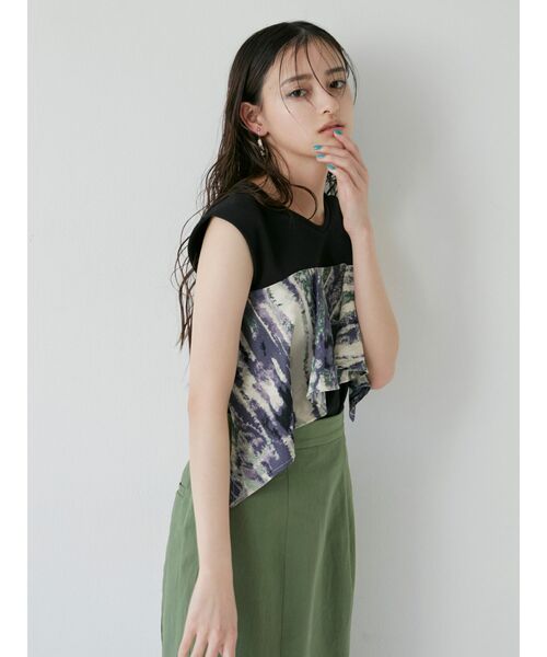 MURUA(ムルーア)の「ドレープドッキングカットタンク(タンクトップ・レディース・ホワイト/ブラック・FREE)」の2枚目の写真