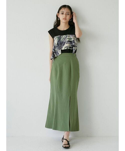 MURUA(ムルーア)の「ドレープドッキングカットタンク(タンクトップ・レディース・ホワイト/ブラック・FREE)」の3枚目の写真