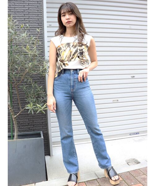 MURUA(ムルーア)の「ドレープドッキングカットタンク(タンクトップ・レディース・ホワイト/ブラック・FREE)」の6枚目の写真