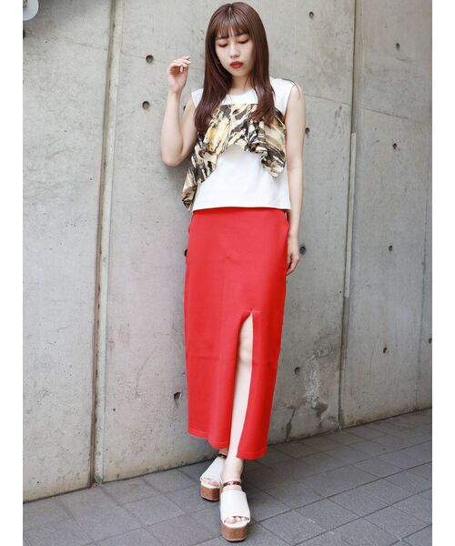 MURUA(ムルーア)の「ドレープドッキングカットタンク(タンクトップ・レディース・ホワイト/ブラック・FREE)」の22枚目の写真