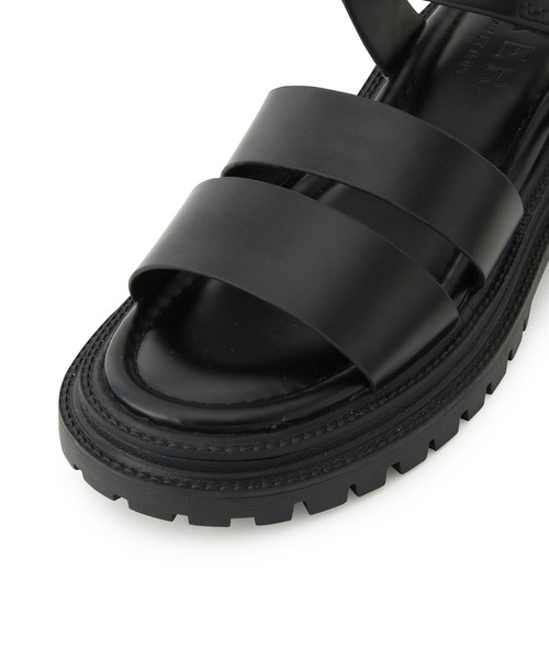 ADAM ET ROPE'（アダムエロペ）の「【WEB限定】トラックソールベルクロサンダル（サンダル・レディース・ブラック/キナリ・23.0cm/24.5cm/23.5cm/24.0cm）」の6枚目の写真