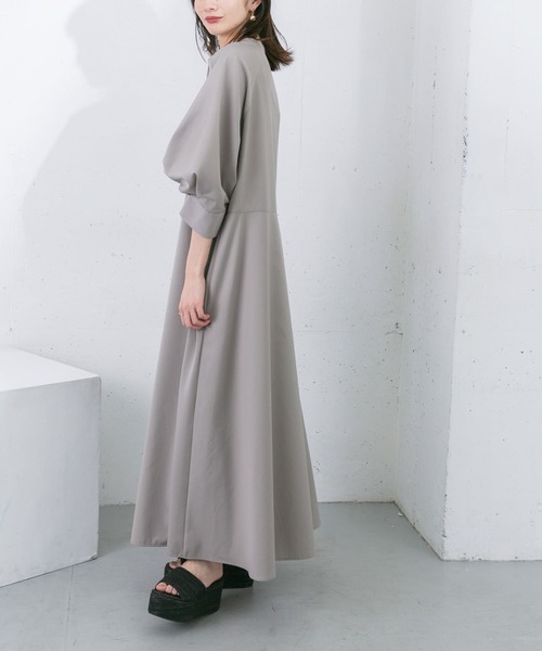 KBF（ケイビーエフ）の「スラックスリーブドレス（ワンピース・レディース・ブラック/ホワイト/ベージュ系その他・ONE）」の16枚目の写真