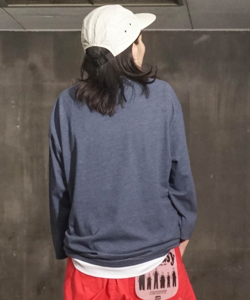 Blue Standard （ブルースタンダード）の「【BLUE STANDARD/ブルースタンダード】ZEROSTZEROSTAIN ゼロステイン 汗染みの目立ちにくいTシャツ　UVカット　撥水性　汚れが付きにくい　フェイクレイヤード7分袖Tシャツ（Tシャツ/カットソー・メンズ・ホワイト/ブラック/ベージュ/オリーブ/ブルー・MEDIUM/LARGE/X-LARGE）」の9枚目の写真