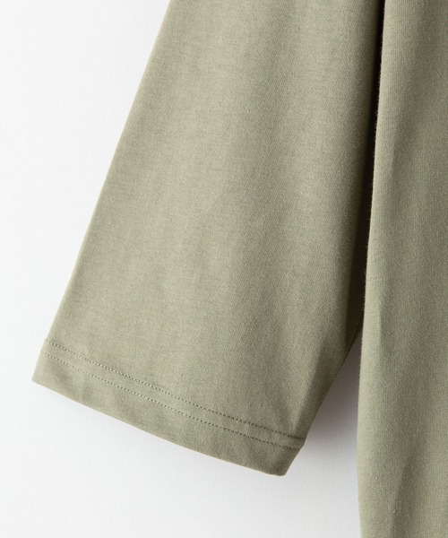 Blue Standard （ブルースタンダード）の「【BLUE STANDARD/ブルースタンダード】ZEROSTZEROSTAIN ゼロステイン 汗染みの目立ちにくいTシャツ　UVカット　撥水性　汚れが付きにくい　フェイクレイヤード7分袖Tシャツ（Tシャツ/カットソー・メンズ・ホワイト/ブラック/ベージュ/オリーブ/ブルー・MEDIUM/LARGE/X-LARGE）」の22枚目の写真