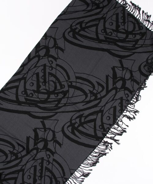 Vivienne Westwood（ヴィヴィアンウエストウッド）の「ﾀﾞｲｱｺﾞﾅﾙｵｰﾌﾞ JQｽﾄｰﾙ（ストール/ショール・レディース・グレー系/ベージュ系/ワイン系・FREE）」の4枚目の写真