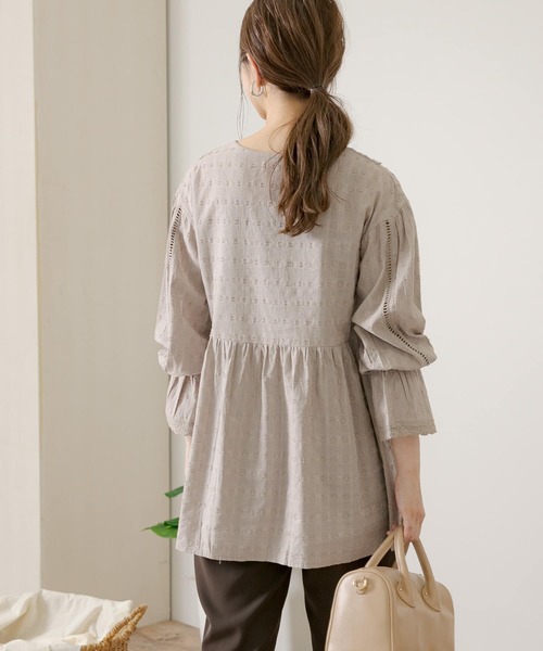 URBAN RESEARCH Sonny Label（アーバンリサーチサニーレーベル）の「カシュクールドビーコットンブラウス（シャツ/ブラウス・レディース・ライトグレー/レッド/ブラック系その他・FREE）」の18枚目の写真