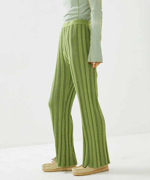 FREAK'S STORE（フリークスストア）の「ランダムリブフレアニットパンツ（その他パンツ・レディース・ブラック/キャメル/ブルーグリーン・ﾌﾘ-）」の21枚目の写真