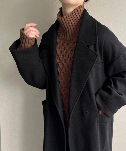 JUNOAH（ジュノア）の「サイドスリットロングチェスターコート（チェスターコート・レディース・ブラック/モカ/チャコール/キャメル/アイボリー・MEDIUM/LARGE/X-LARGE/SMALL）」の9枚目の写真