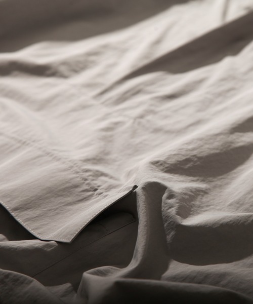 NILWAY（ニルウェイ）の「サイドコードビッグポケットルーズアノラックナイロンパーカー（ナイロンジャケット・メンズ・ライトグレー/ブラック/ブルー/チャコール・MEDIUM/LARGE）」の8枚目の写真