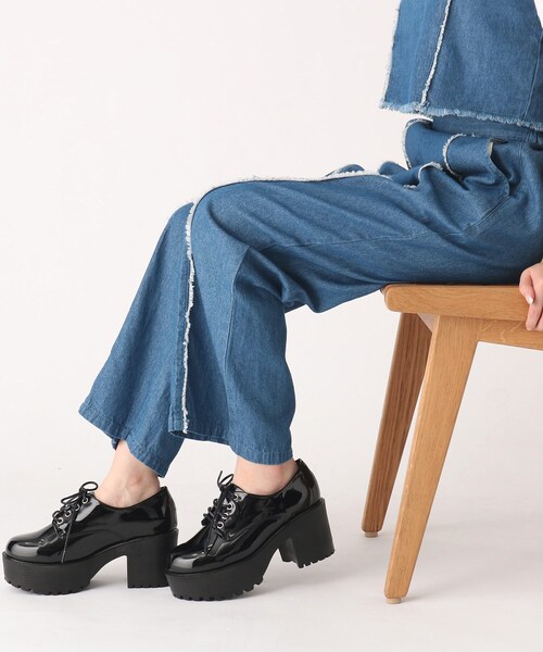 cs T&P(シーエスティーアンドピー)の「レースアップ厚底マニッシュパンプス(パンプス・レディース・ブラック/ブラック系1・S/M/L/LL)」の8枚目の写真