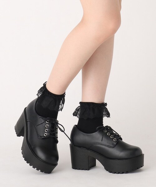 cs T&P(シーエスティーアンドピー)の「レースアップ厚底マニッシュパンプス(パンプス・レディース・ブラック/ブラック系1・S/M/L/LL)」の6枚目の写真