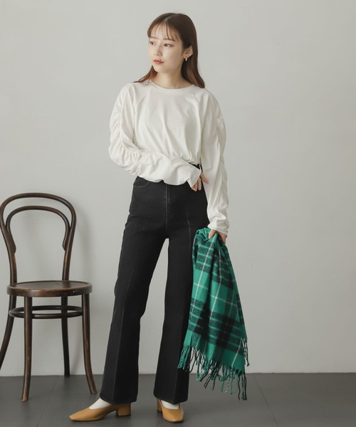 SENSE OF PLACE by URBAN RESEARCH（センスオブプレイスバイアーバンリサーチ）の「センタープレスフレアデニム（デニムパンツ・レディース・ブラック/ベージュ/グリーン/ライトインディゴブルー/ワンウォッシュ・SMALL/MEDIUM/X-SMALL/TALL）」の9枚目の写真