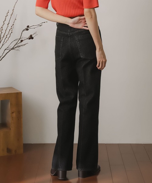 SENSE OF PLACE by URBAN RESEARCH（センスオブプレイスバイアーバンリサーチ）の「センタープレスフレアデニム（デニムパンツ・レディース・ブラック/ベージュ/グリーン/ライトインディゴブルー/ワンウォッシュ・SMALL/MEDIUM/X-SMALL/TALL）」の13枚目の写真