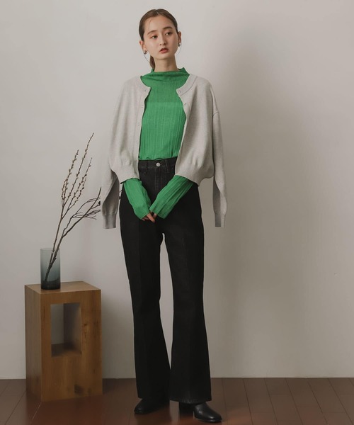 SENSE OF PLACE by URBAN RESEARCH（センスオブプレイスバイアーバンリサーチ）の「センタープレスフレアデニム（デニムパンツ・レディース・ブラック/ベージュ/グリーン/ライトインディゴブルー/ワンウォッシュ・SMALL/MEDIUM/X-SMALL/TALL）」の19枚目の写真