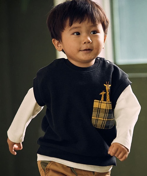 kladskap(クレードスコープ)の「キリンベストレイヤード風長袖Tシャツ(Tシャツ/カットソー・キッズ・ブルー/ブラック・90cm/110cm/120cm/100cm)」の2枚目の写真