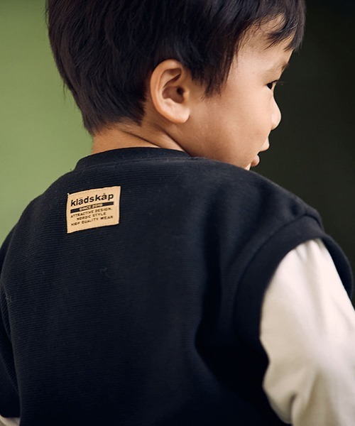 kladskap(クレードスコープ)の「キリンベストレイヤード風長袖Tシャツ(Tシャツ/カットソー・キッズ・ブルー/ブラック・90cm/110cm/120cm/100cm)」の15枚目の写真