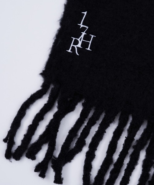 17HR（セブンティーンアワーズ）の「ロゴ刺繍マフラー（マフラー