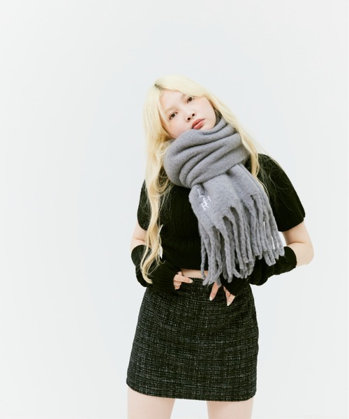 17HR(セブンティーンアワーズ)の「ロゴ刺繍マフラー(マフラー・レディース・ブラック/ブルー/グレー/オフホワイト・FREE)」の21枚目の写真