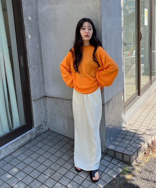 feepur(フェピュール)の「【TALLサイズあり】サテンマーメイドロングスカート(スカート・レディース・グレー/アイボリー/ブラック・TALL/MEDIUM)」の15枚目の写真