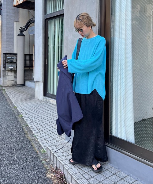 feepur(フェピュール)の「【TALLサイズあり】サテンマーメイドロングスカート(スカート・レディース・グレー/アイボリー/ブラック・TALL/MEDIUM)」の16枚目の写真