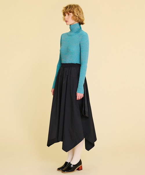 LANVIN en blue【VERY掲載】タフタスクエアヘムスカート LANVIN en Bleu（ランバンオンブルー）の「【VERY掲載】タフタ