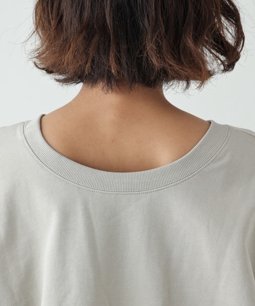 OUVRAGE CLASSE（ウヴラージュクラス）の「2WAYカレッジロゴスウェット（スウェット・レディース・グレイッシュベージュ/ブラック・FREE）」の16枚目の写真