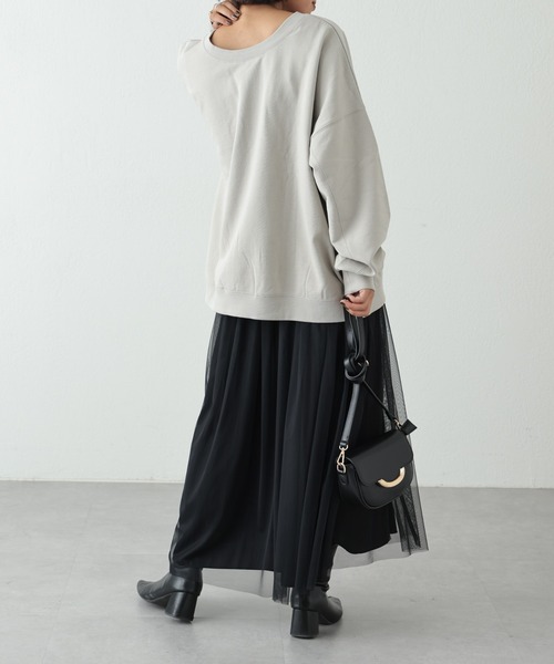 OUVRAGE CLASSE（ウヴラージュクラス）の「2WAYカレッジロゴスウェット（スウェット・レディース・グレイッシュベージュ/ブラック・FREE）」の10枚目の写真