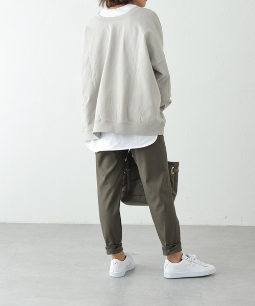 OUVRAGE CLASSE（ウヴラージュクラス）の「2WAYカレッジロゴスウェット（スウェット・レディース・グレイッシュベージュ/ブラック・FREE）」の14枚目の写真