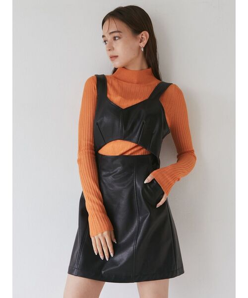 MURUA（ムルーア）の「バンプタートルニット（ニット/セーター・レディース・アイボリー/オレンジ/ブルー/ブラック・FREE）」の10枚目の写真