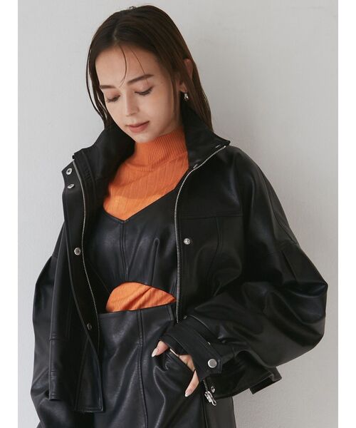 MURUA（ムルーア）の「バンプタートルニット（ニット/セーター・レディース・アイボリー/オレンジ/ブルー/ブラック・FREE）」の12枚目の写真