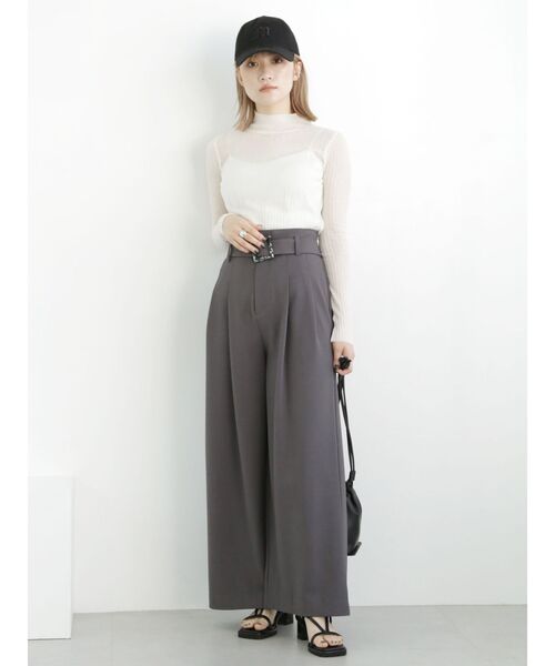 MURUA（ムルーア）の「バンプタートルニット（ニット/セーター・レディース・アイボリー/オレンジ/ブルー/ブラック・FREE）」の18枚目の写真